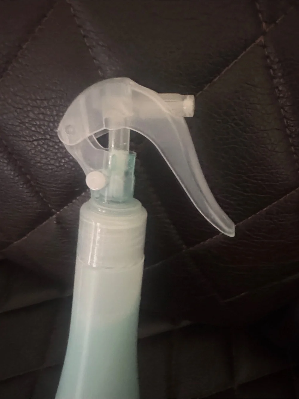 PRAVANA Intense Therapy Leave-In Conditioner Spray Treatment & Detangler | Insta